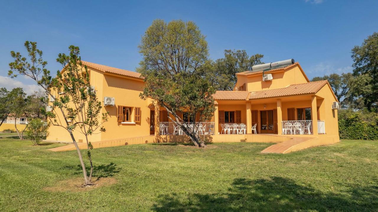 Residence Mare E Sole Taglio-Isolaccio Eksteriør billede