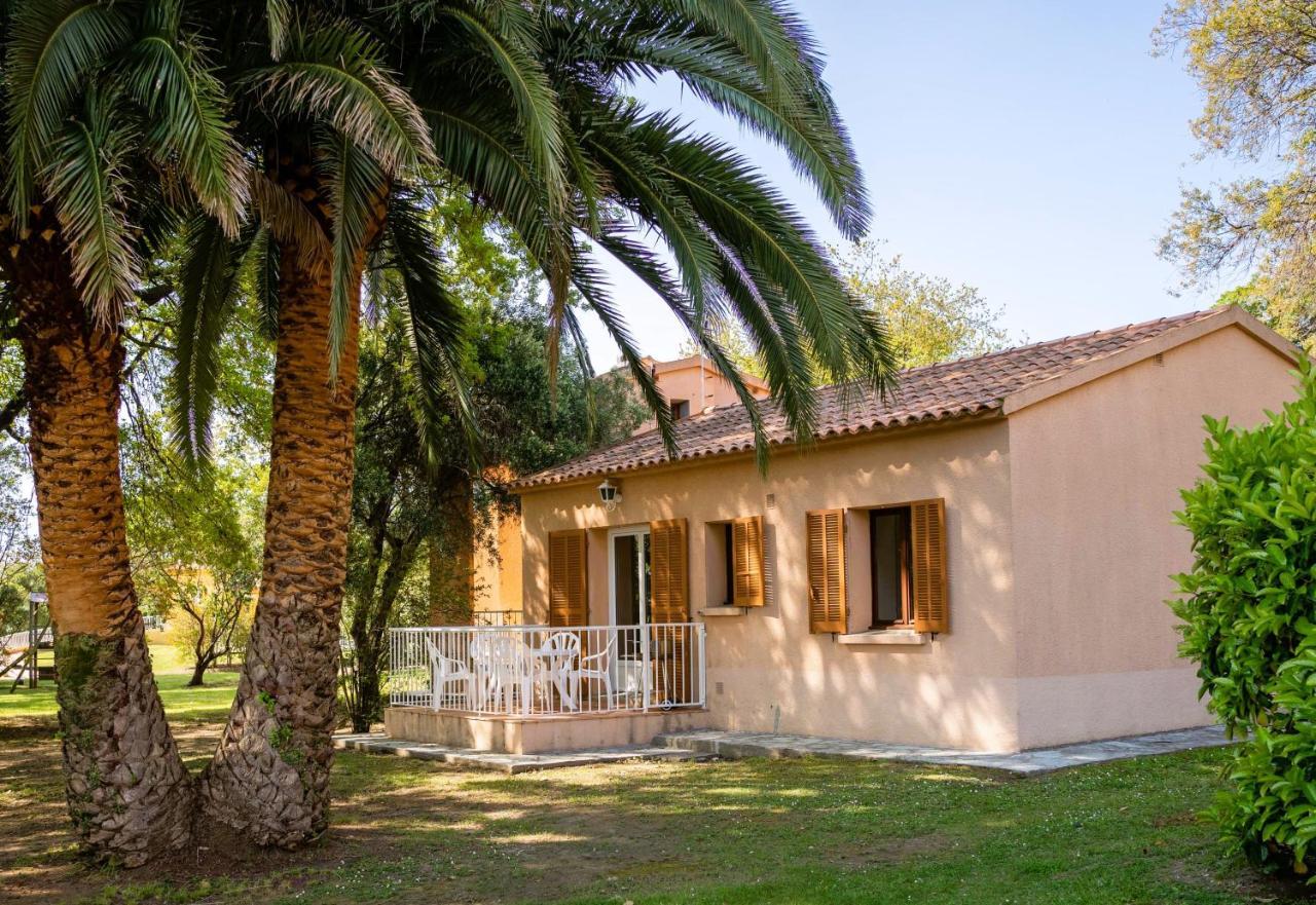 Residence Mare E Sole Taglio-Isolaccio Eksteriør billede